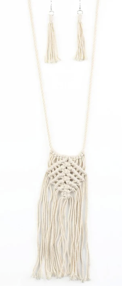 Macrame Mantra White Necklace