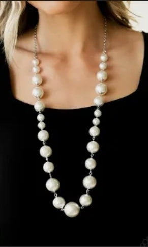 Pearl Prodigy White Necklace