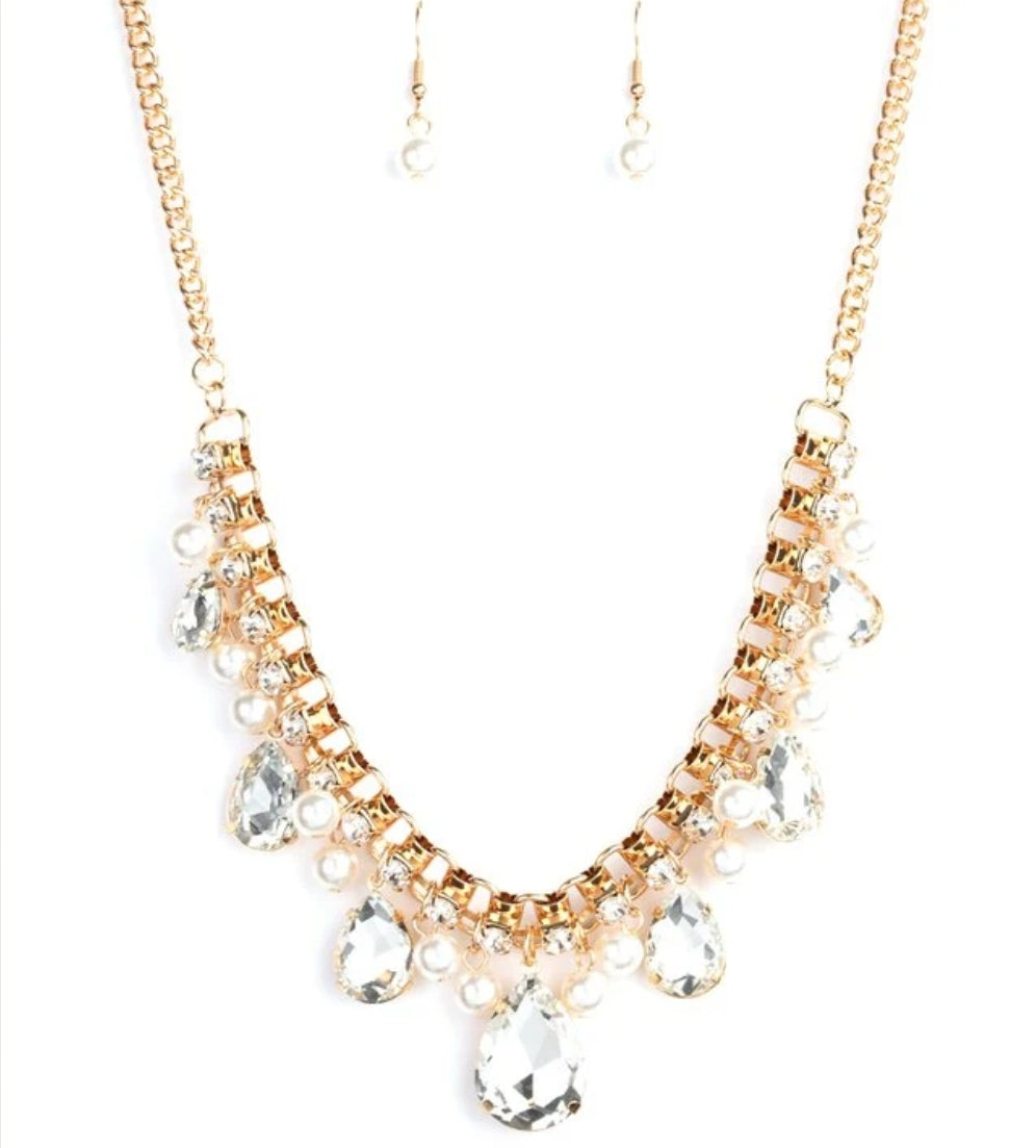 Knockout Queen White Queen