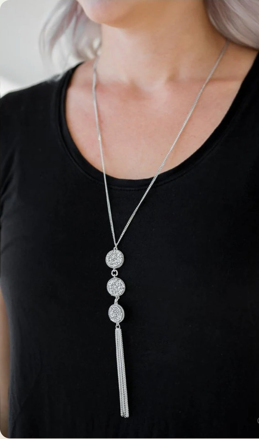 Tripled Shimmer White Necklace
