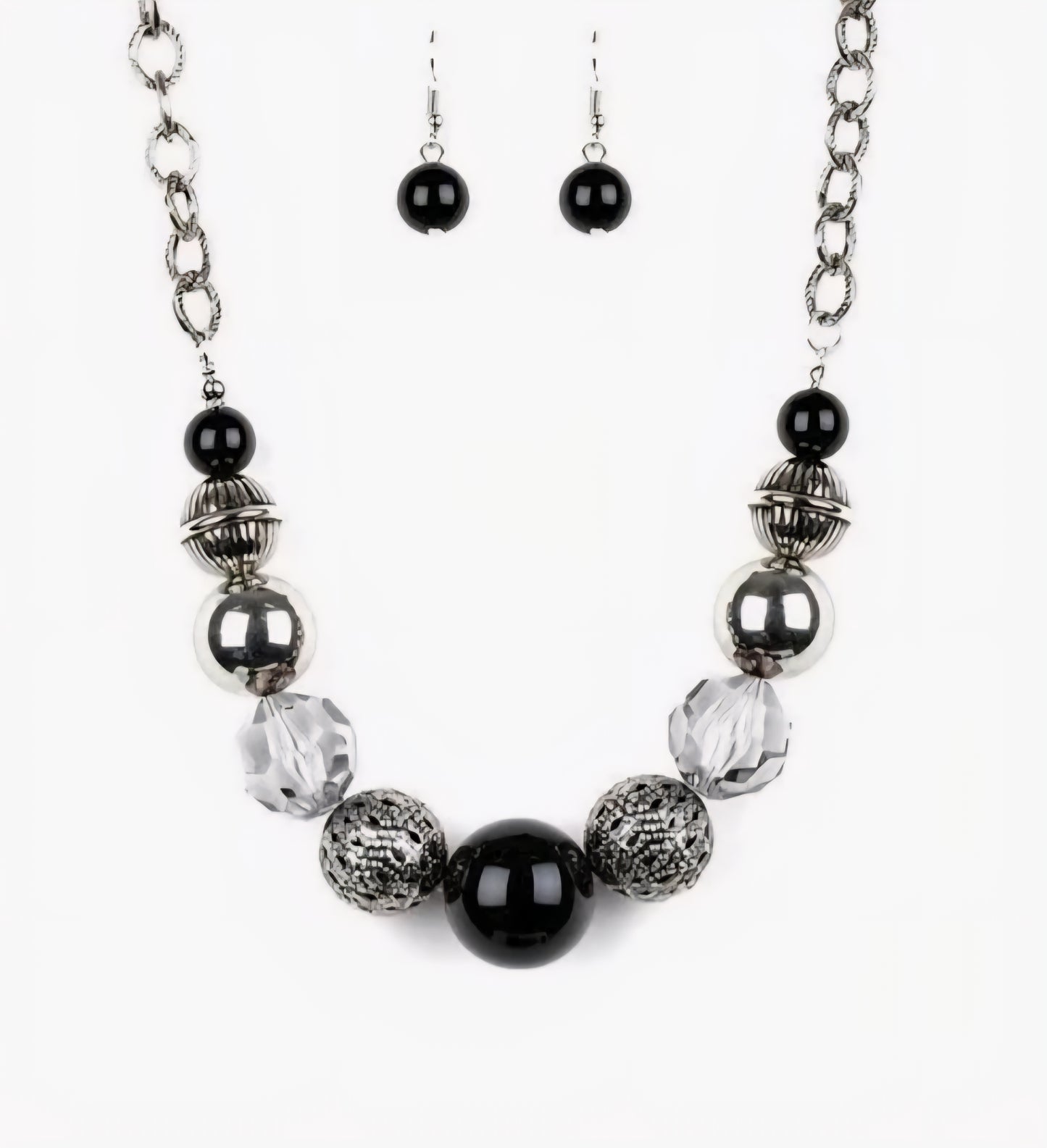 Sugar Sugar Black Necklace