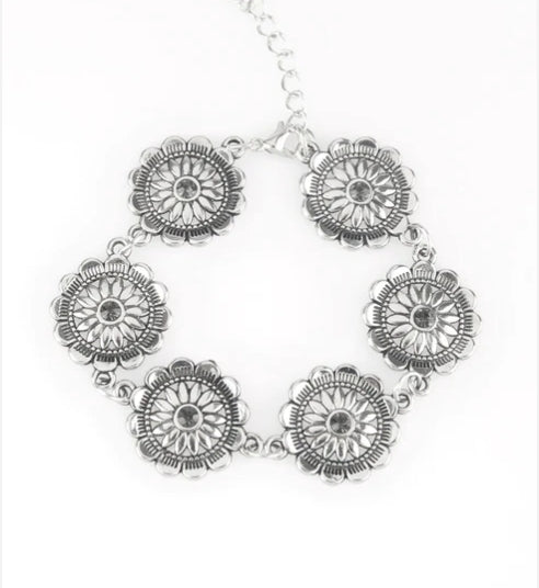 Funky Flower Child Bracelet White