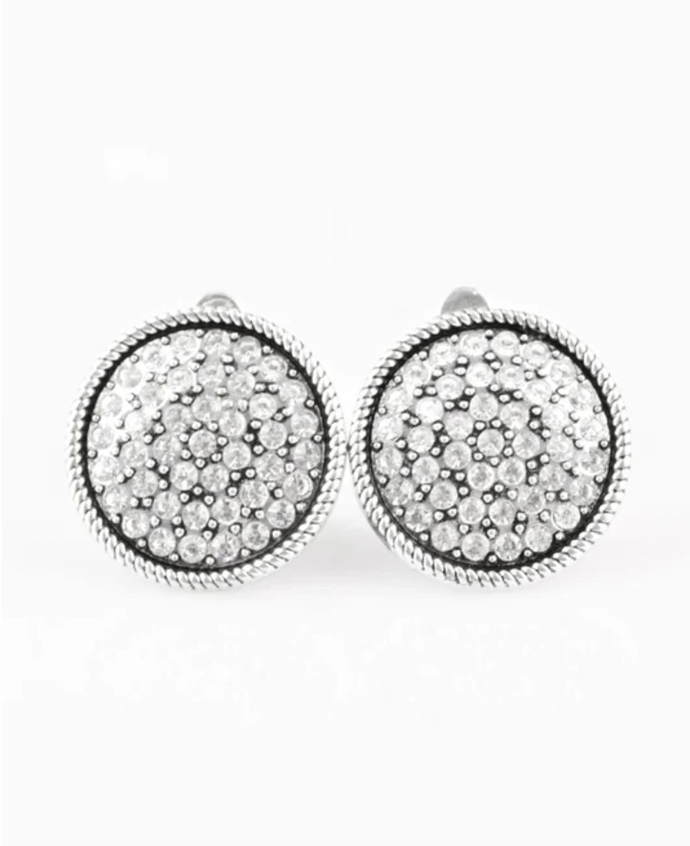 Gatsby, Who? Clip On Earring White