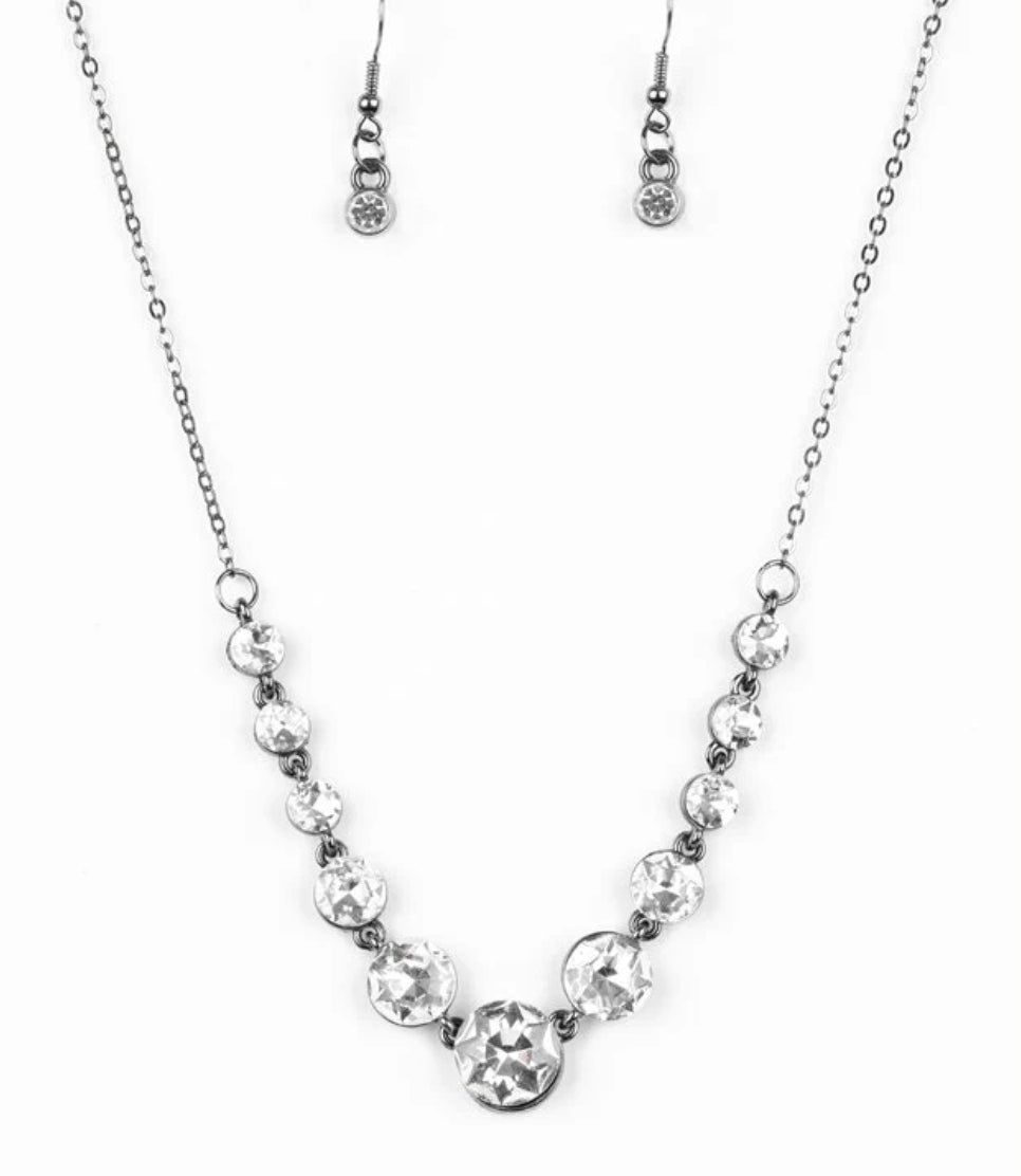 Leading Socialite Black Necklace
