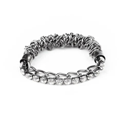 Glamour Grid Black Bracelet