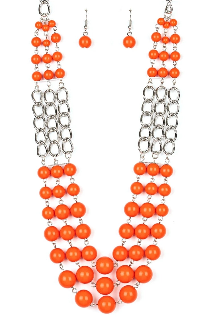 A La Vogue Pink Necklace