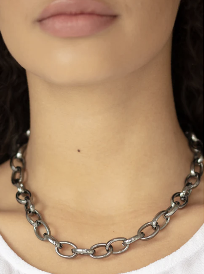 Urban Uplink Black Necklace