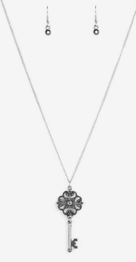 Got It On Loc k Silver Necklace