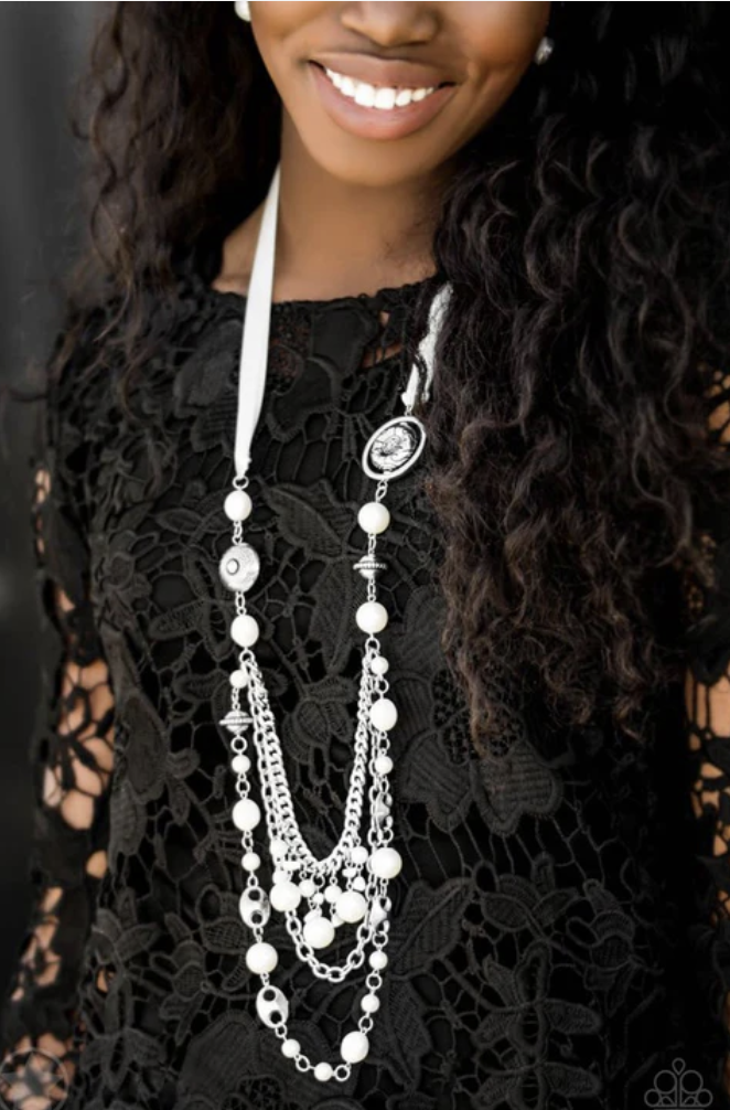 All The Trimmings Ivory White Necklace