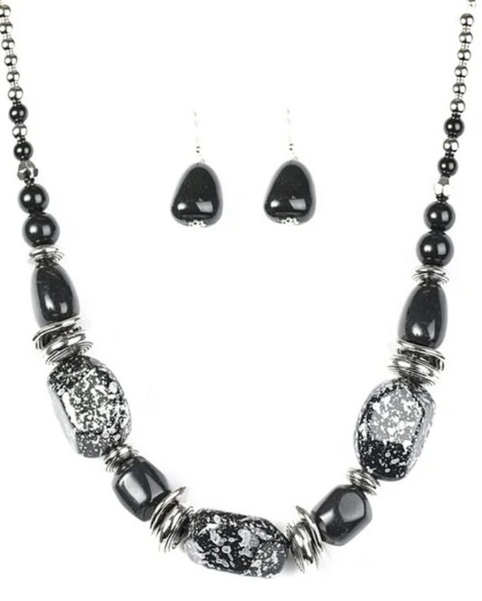 In Good Glazes Black Necklace