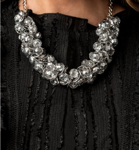 The HAYDEE Exclusive Piece