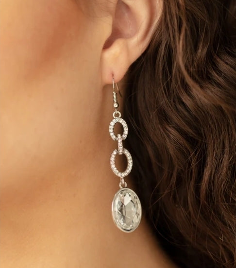 Extra Ice Queen White Earring