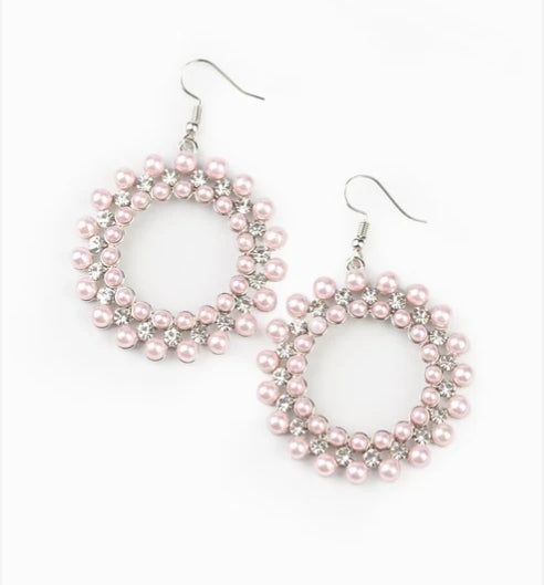 Pearly Poise Pink Earring