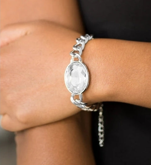 Luxury Lush White Bracelet