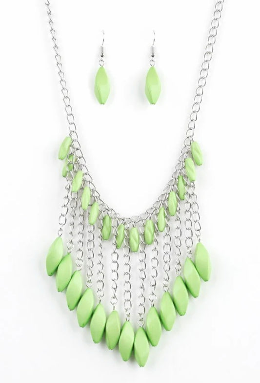 Ventures Vibes Green Necklace