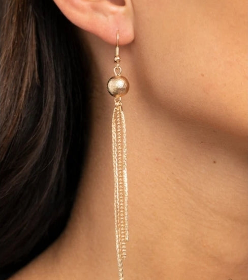 SLEEK-ing Revenge Gold Earring