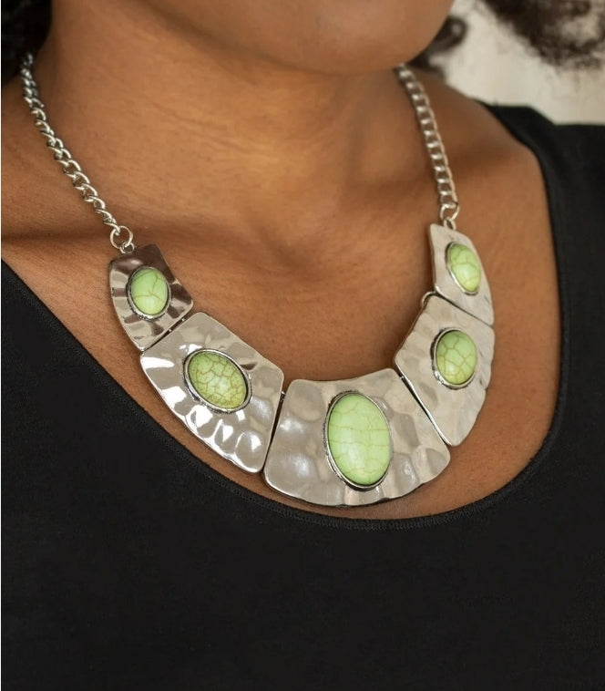 Ruler in Favor Green Necklace