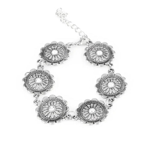 Funky Flower Child Bracelet White