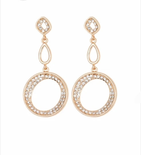 On The Go Scene White Post