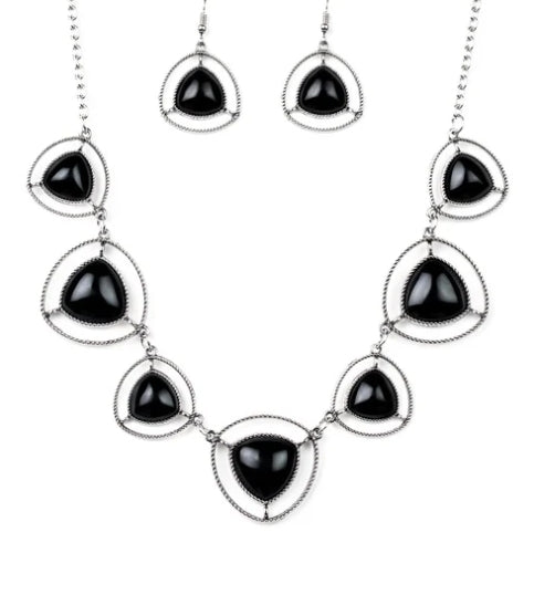 Make a Point Black Necklace
