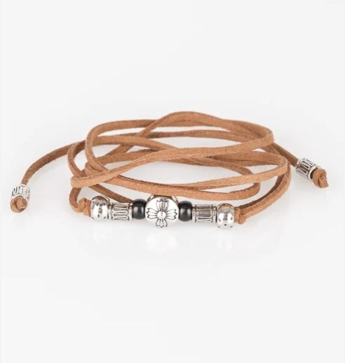 Find Your Way Bracelet Black