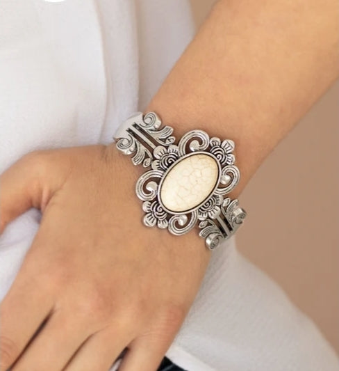 Mojave Mystic White Bracelet