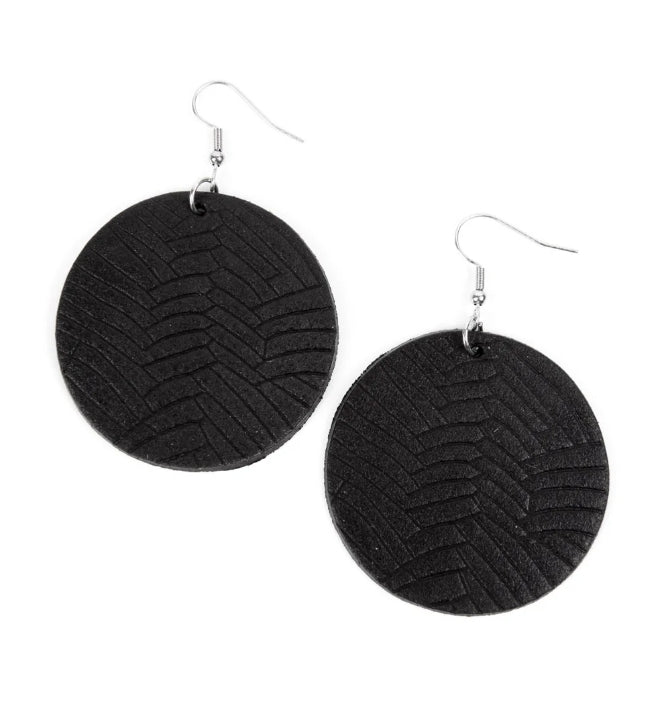 WEAVE Me Out of It Black Earring