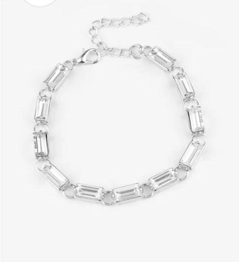 Irresistibly Icy White Bracelet