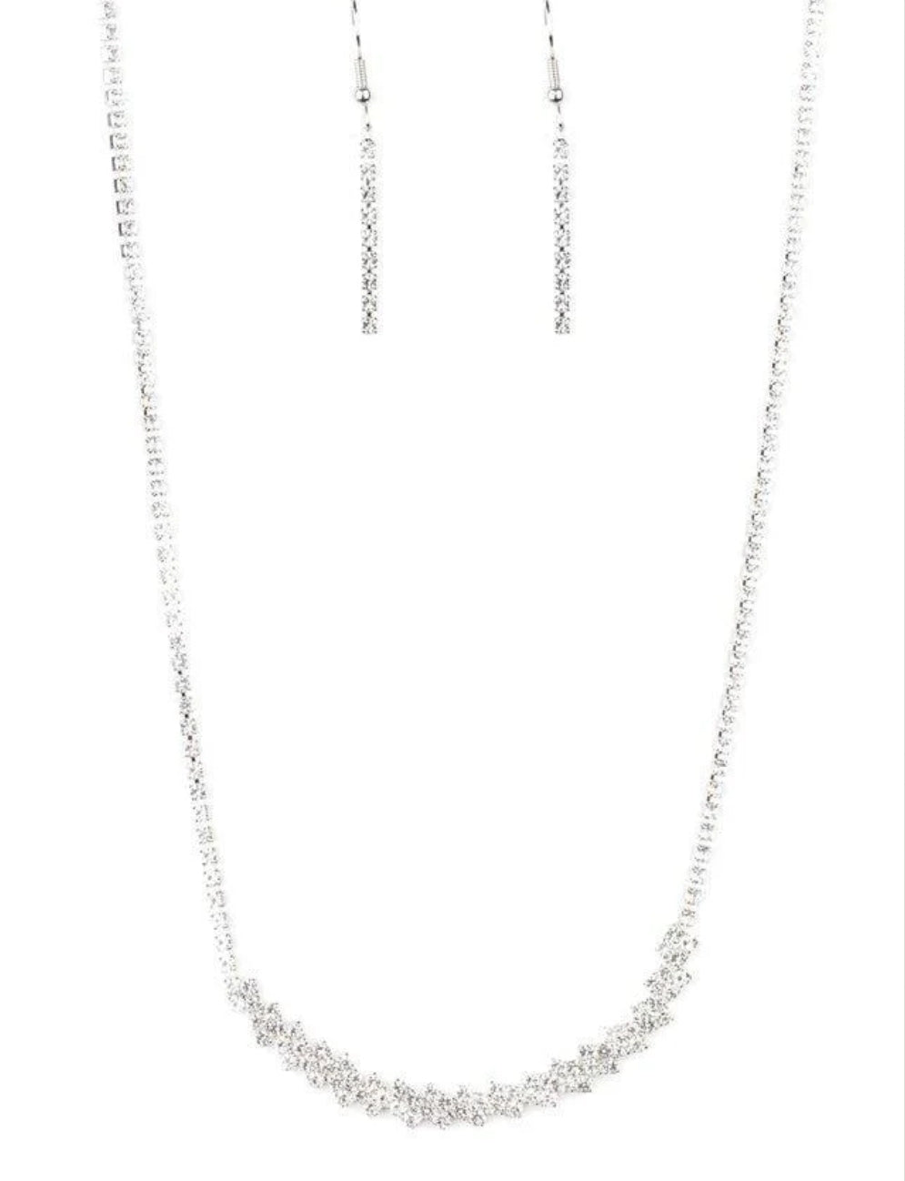 Glamour Glow White Necklace