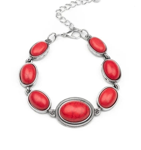 Serene Stonework Green Bracelet