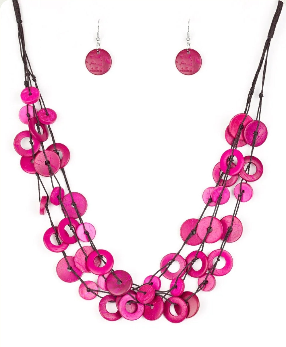 Wonderfully Walla Blue Necklace