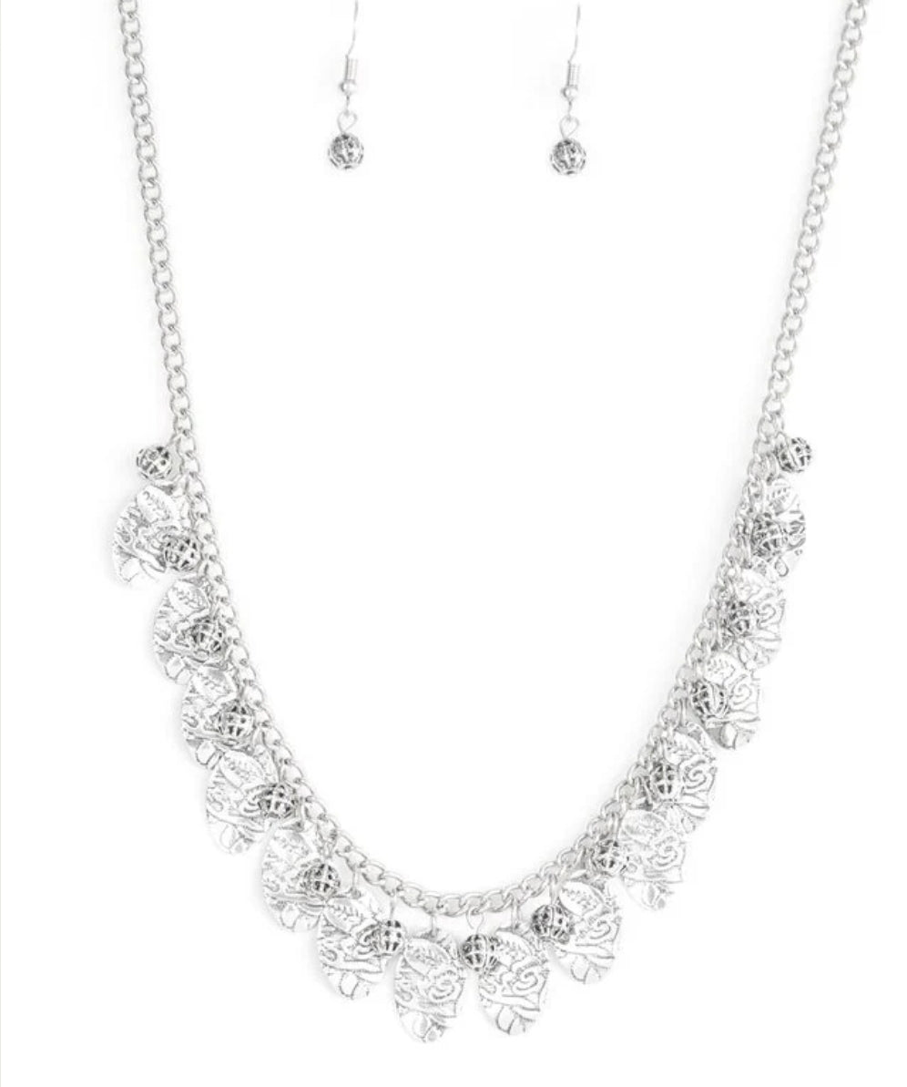 Vintage Gardens Silver Necklace