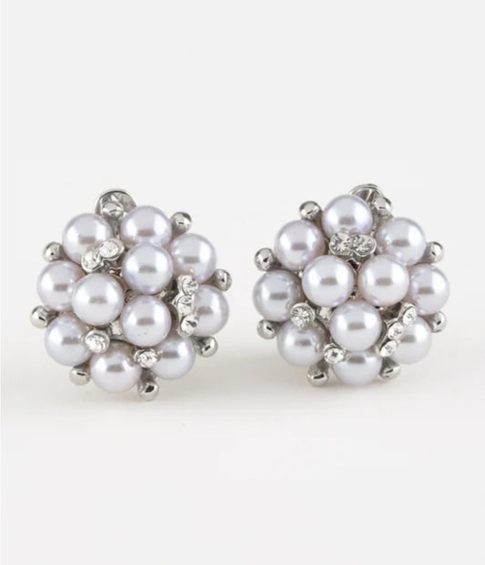 Par Pearl Clip-On Earring Silver