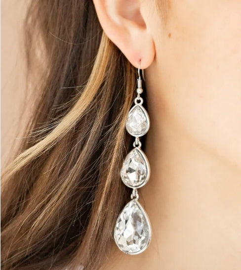 Metro Momentum White Earrings