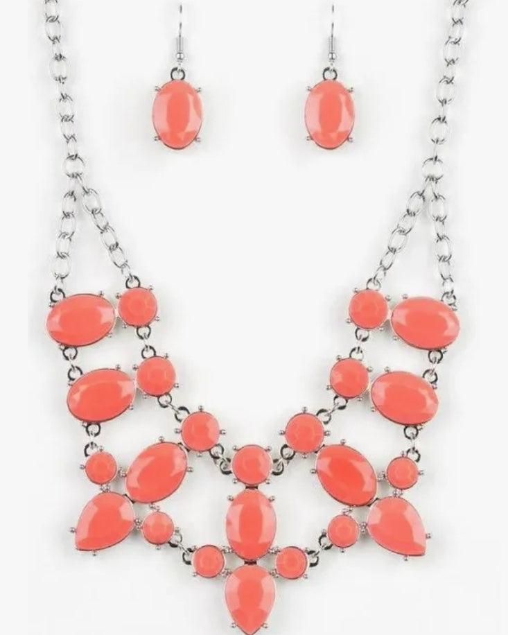 Goddess Glow Black Necklace