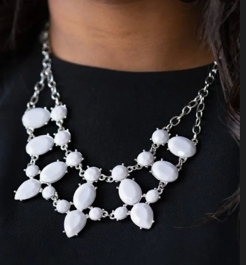 Goddess Glow Black Necklace