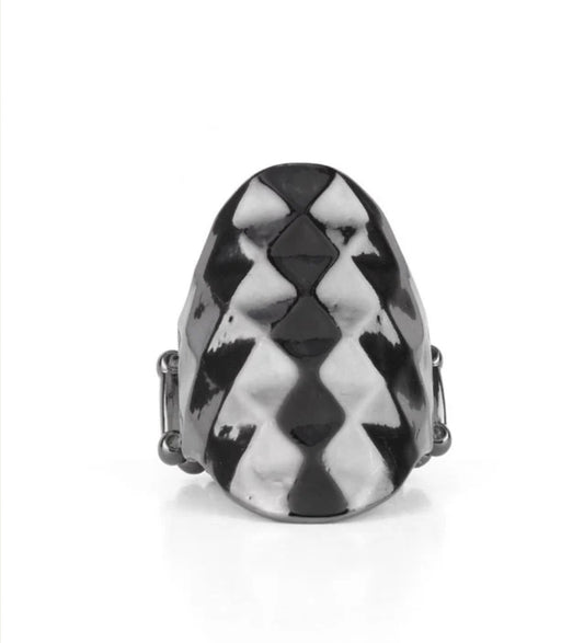 Ferociously Faceted Black Ring