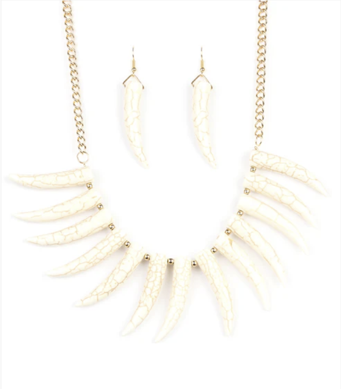 Tusk Tundra White Necklace