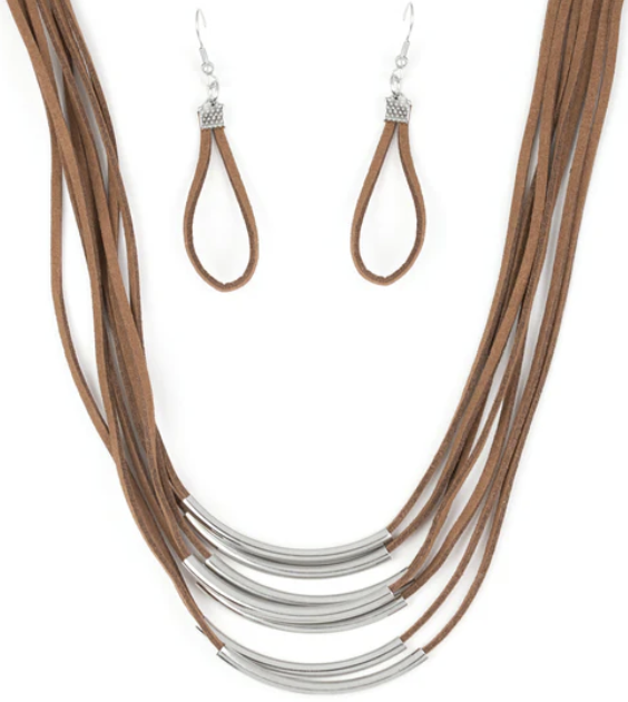 Walk The Walkabout Gold Necklace